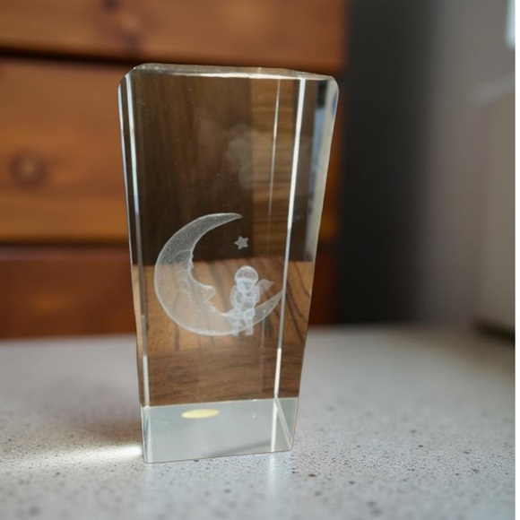 Crystal Angel on the Moon and Star Figurine Cube New - Picture 3 of 13